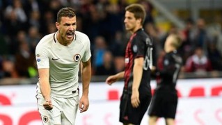  曼联旧将林加德梅开二度弑旧主  