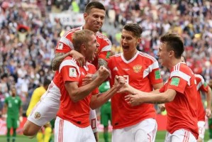  德甲揭幕战上演进球大战创纪录  