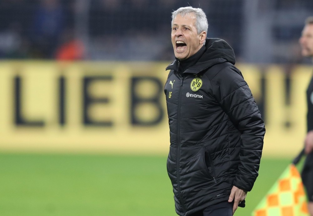  德甲新军圣保利主场首秀爆冷取胜  