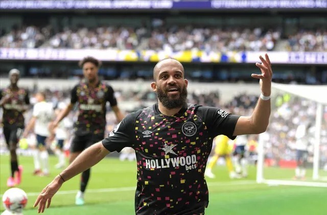  曼联战平利兹联，B费任意球破门难救主  